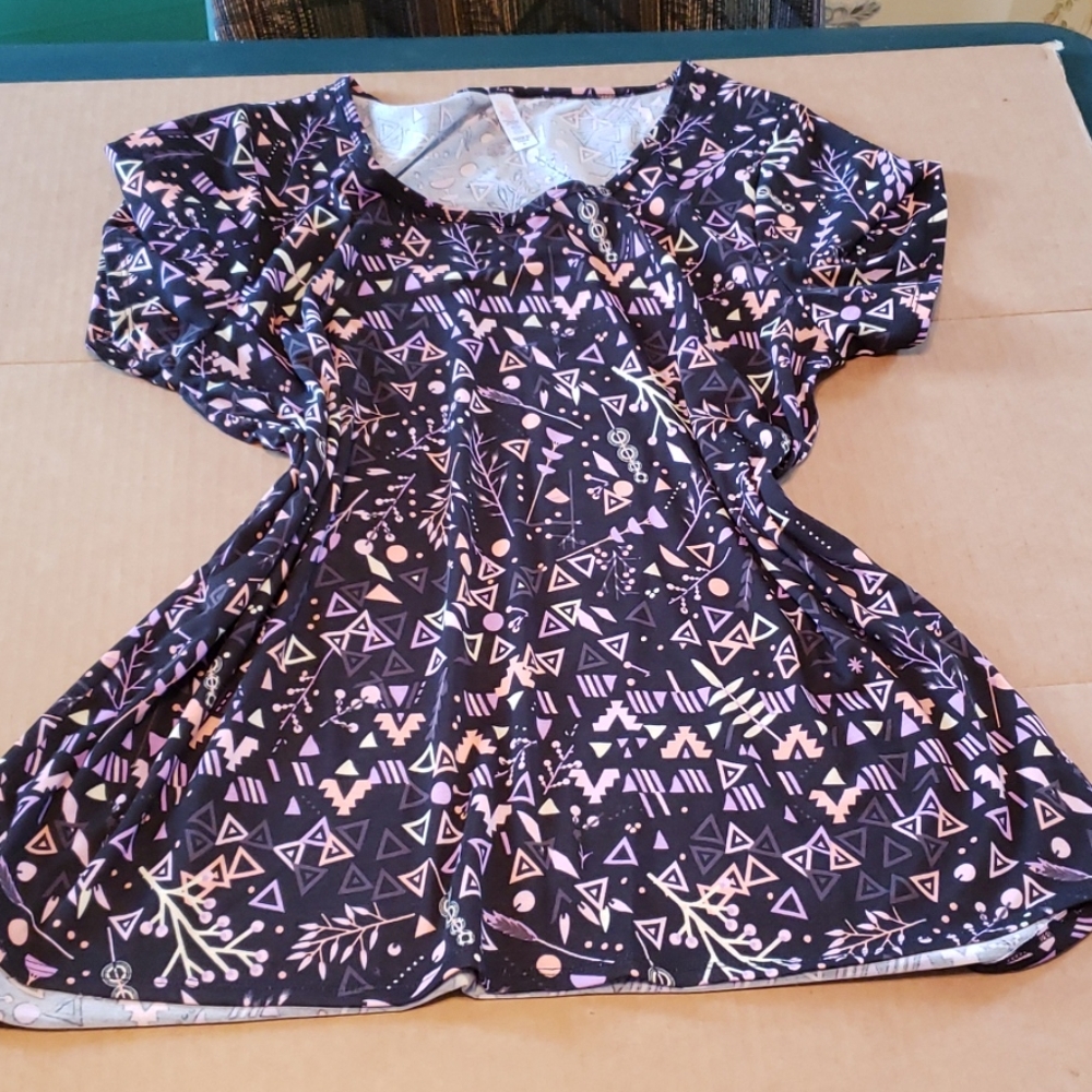 Lularoe Classic T
